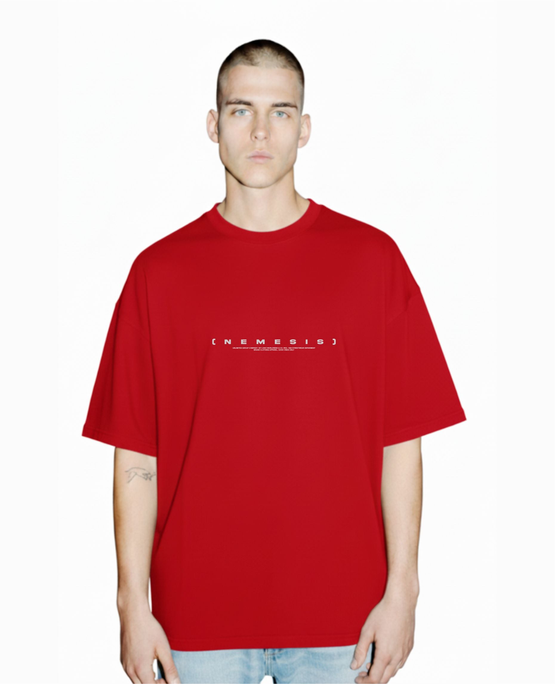 T-SHIRT OVERSIZE NEMESIS