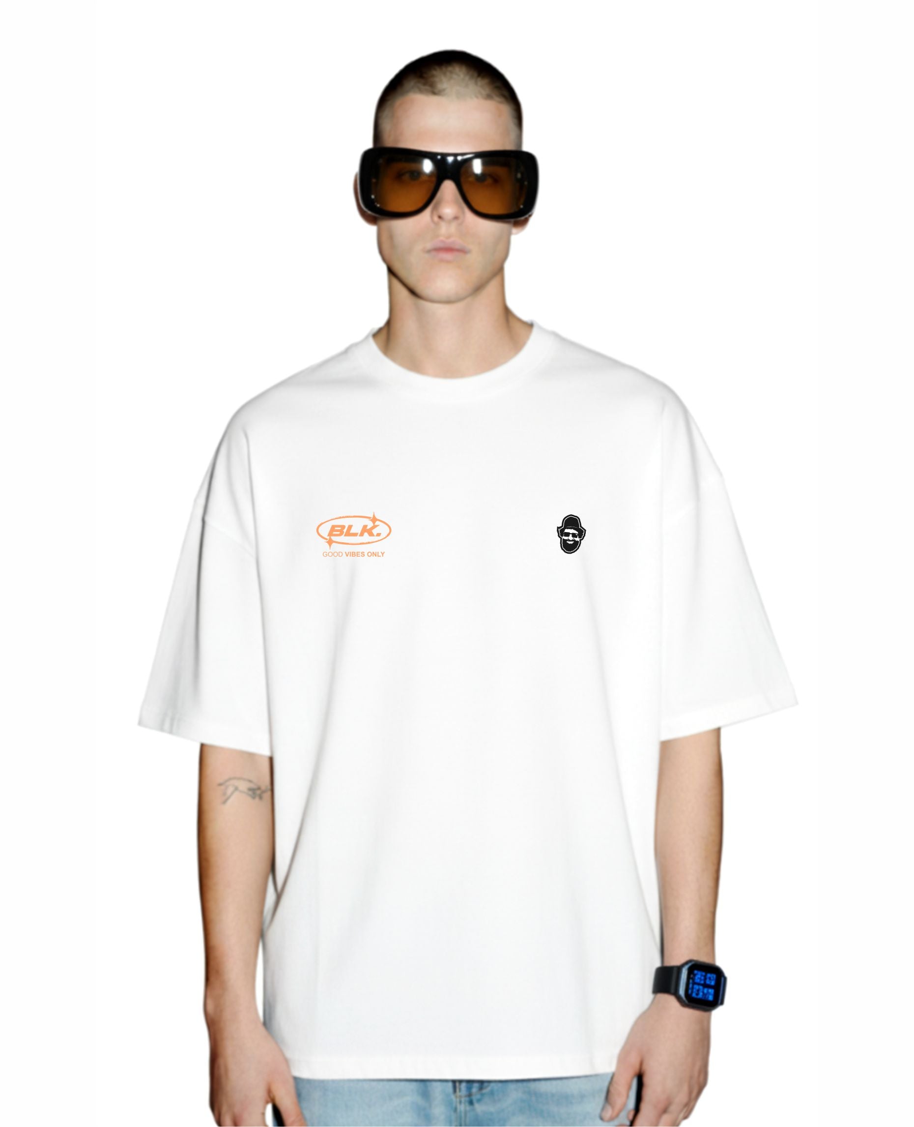 T-SHIRT OVERSIZE VIBES
