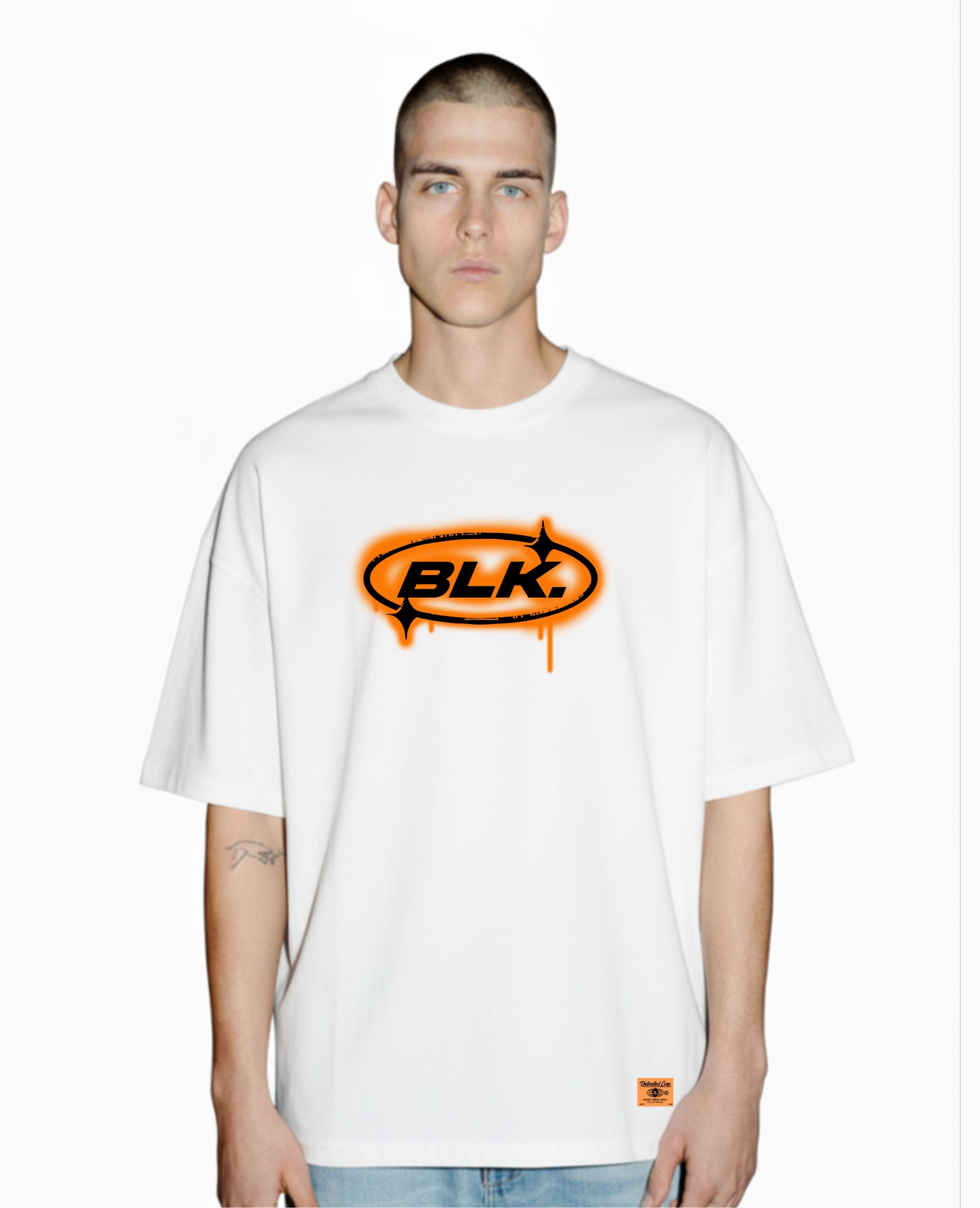 T-SHIRT OVERSIZE BLK GRF.